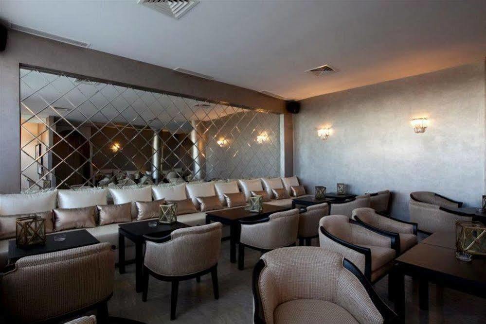 فندق ريد 4*